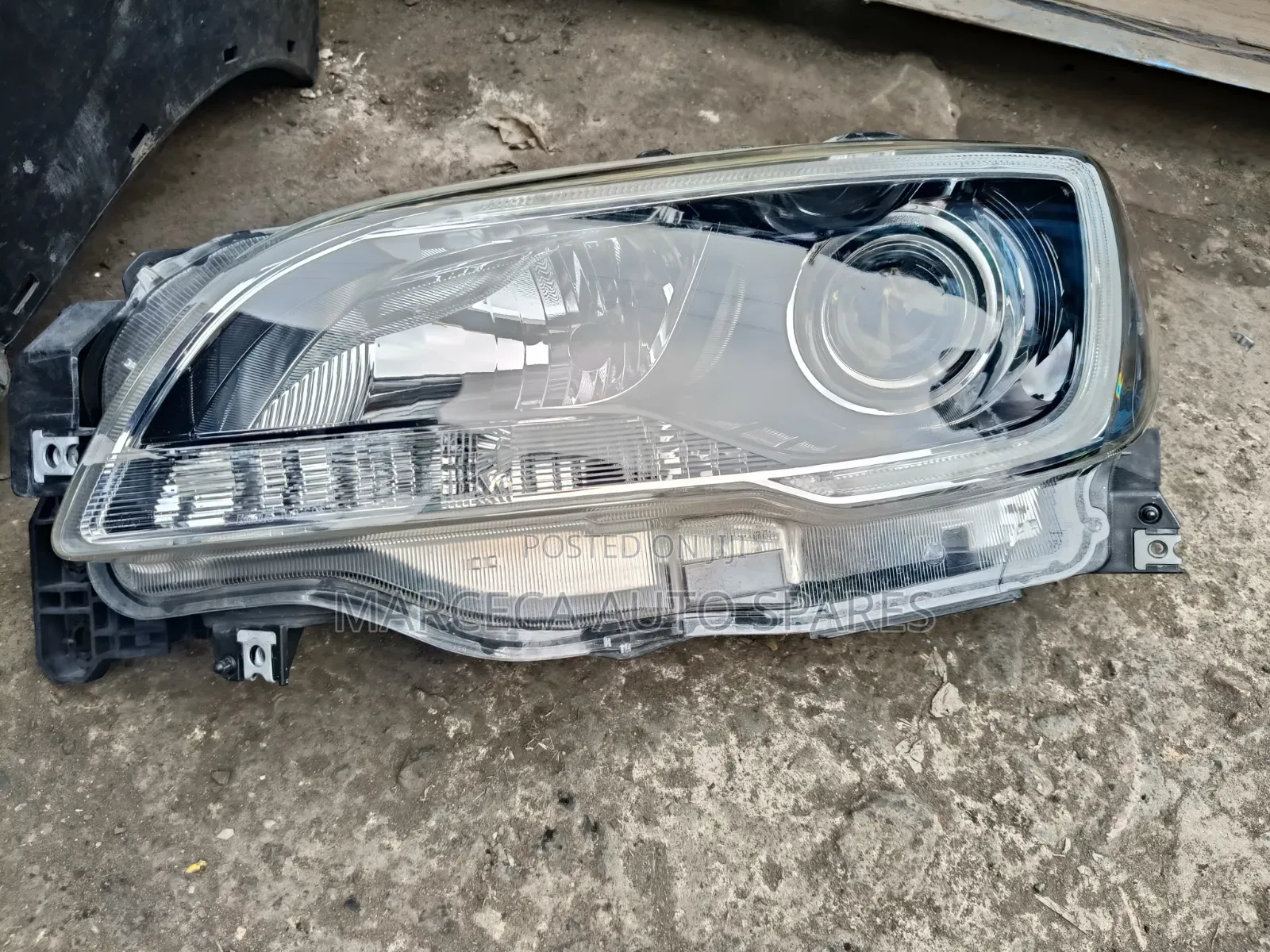 Headlight Subaru Bs9 With Stamp (FJ)