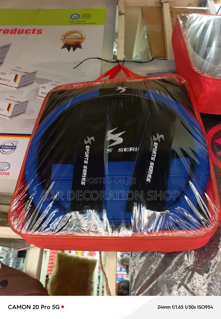 Black_blue Sport Series Seat Cover With Ribbed Center Panel