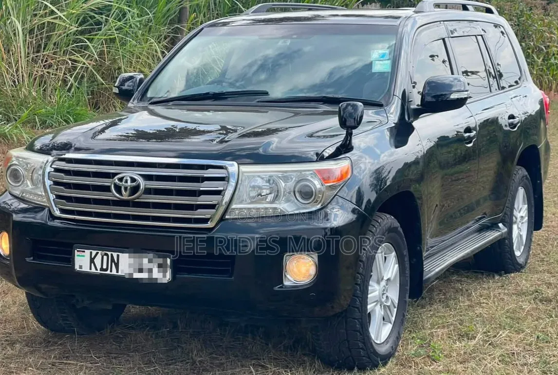 Toyota Land Cruiser 2014 Matt Black