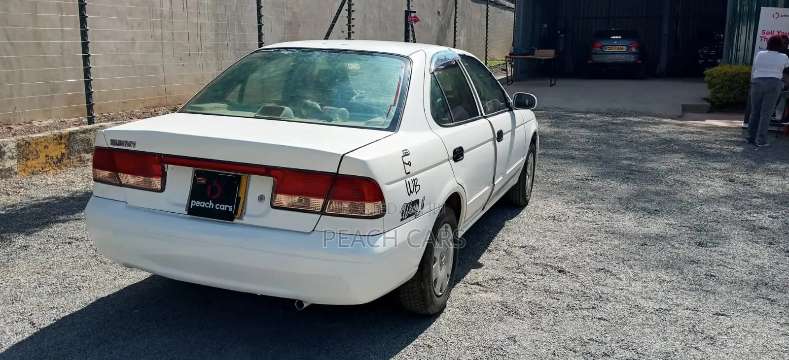 Nissan Sunny 2003 White