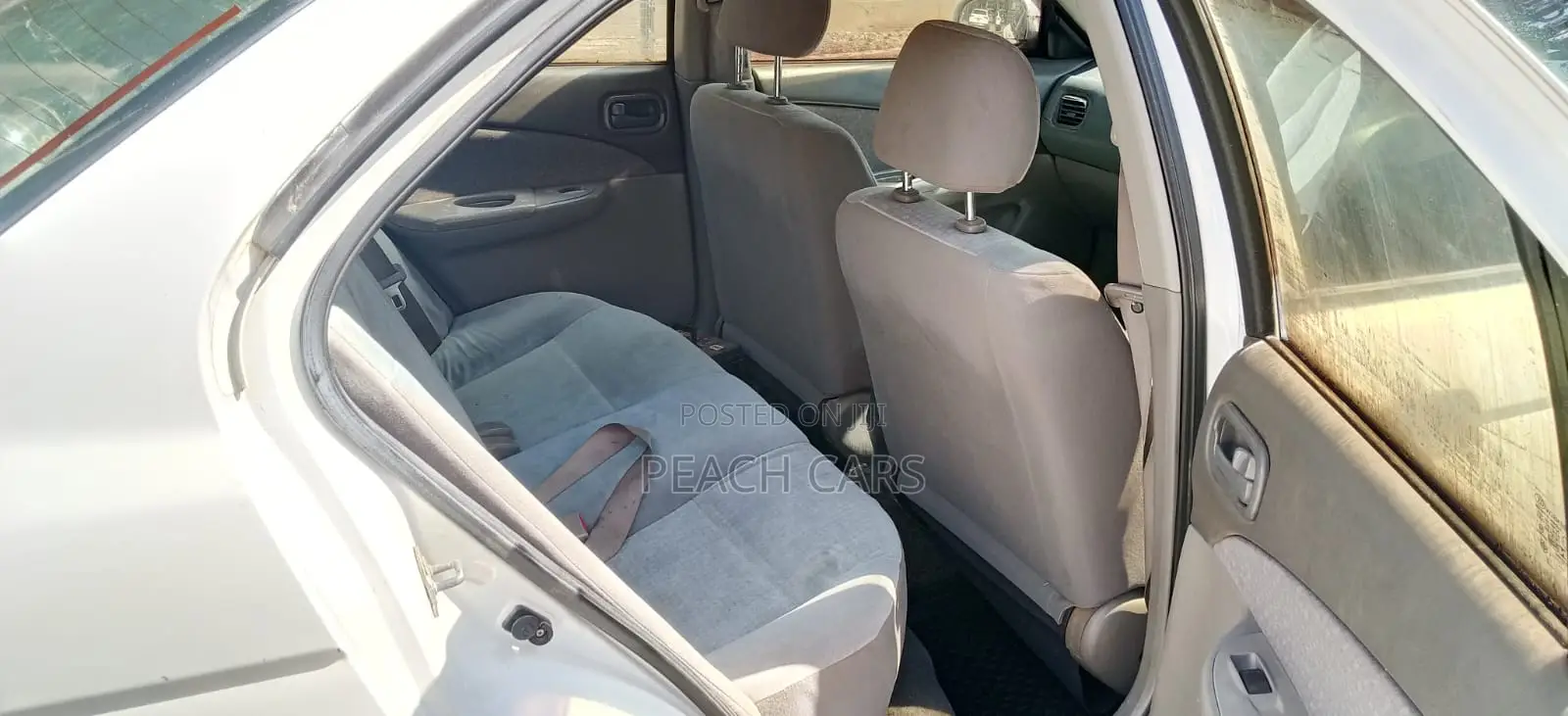 Nissan Sunny 2003 White