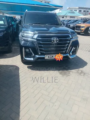 Toyota Land Cruiser 2010 Black