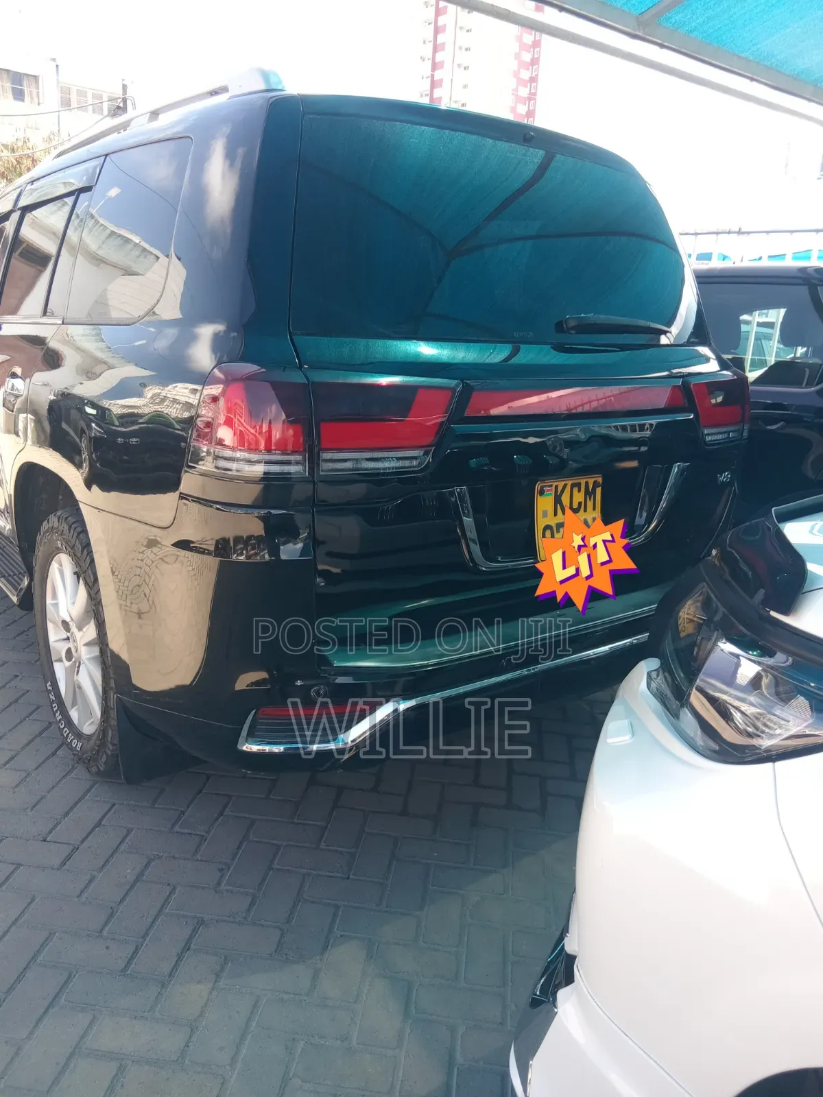 Toyota Land Cruiser 2010 Black