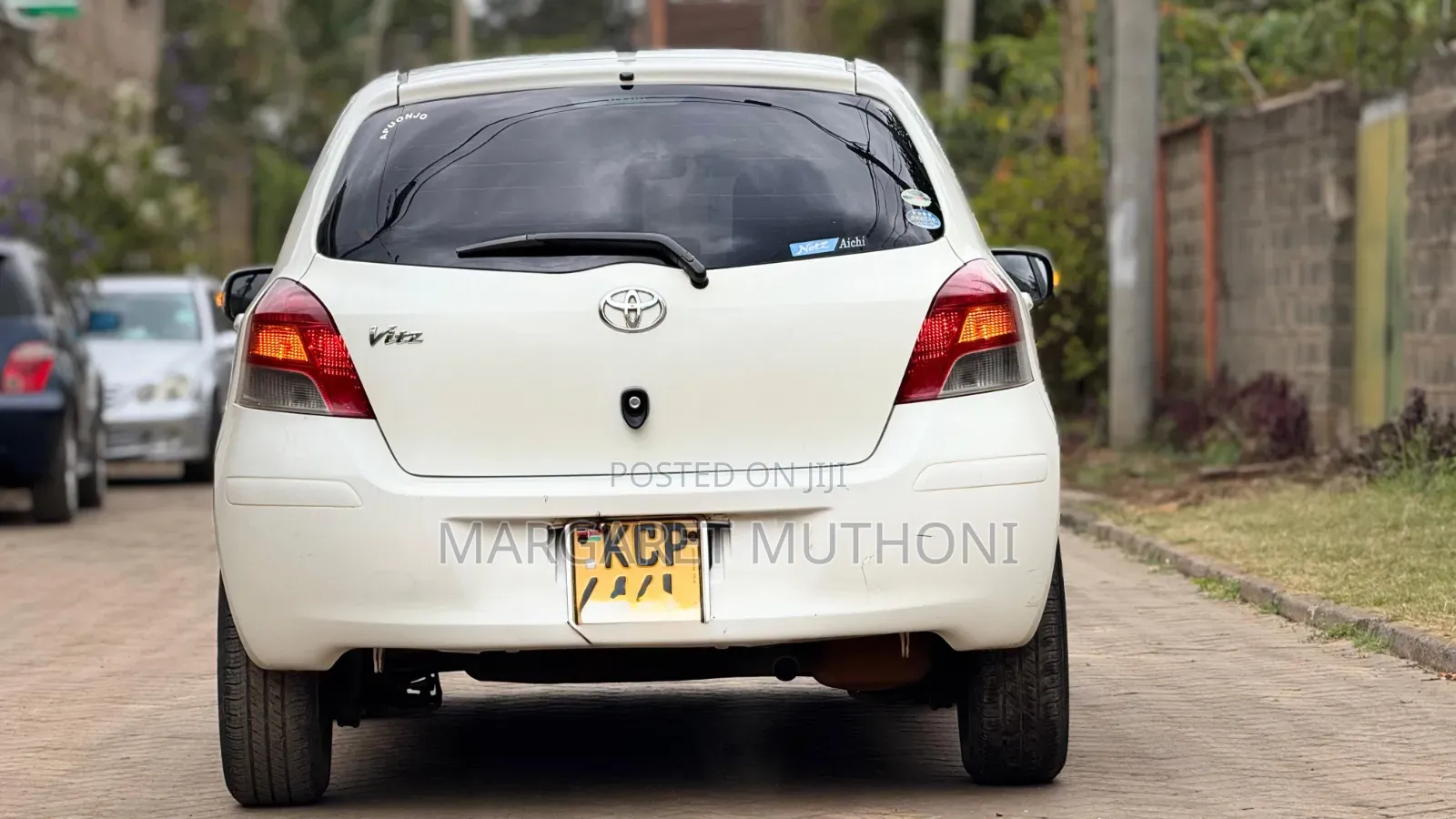 Toyota Vitz 2010 White
