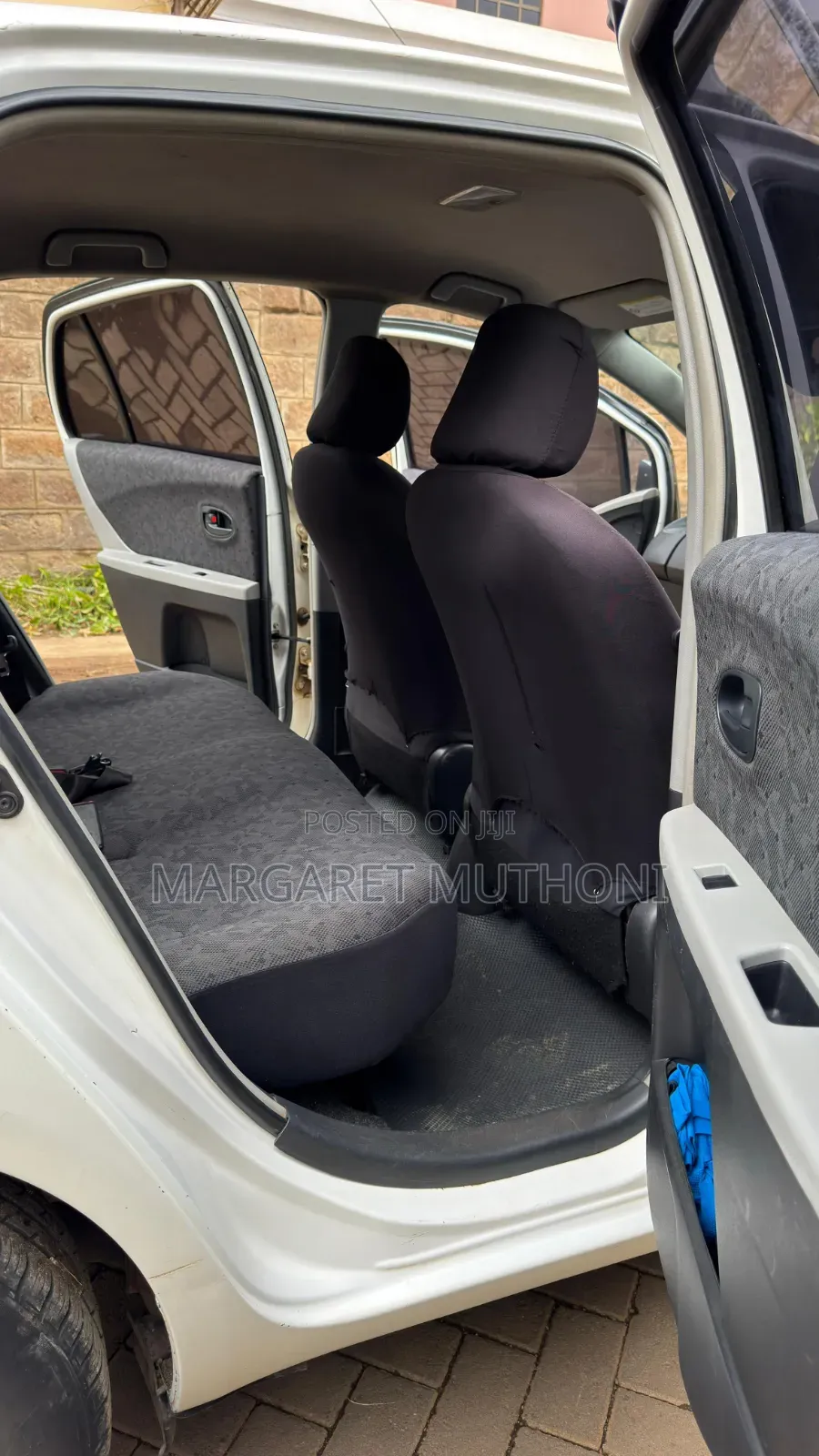 Toyota Vitz 2010 White