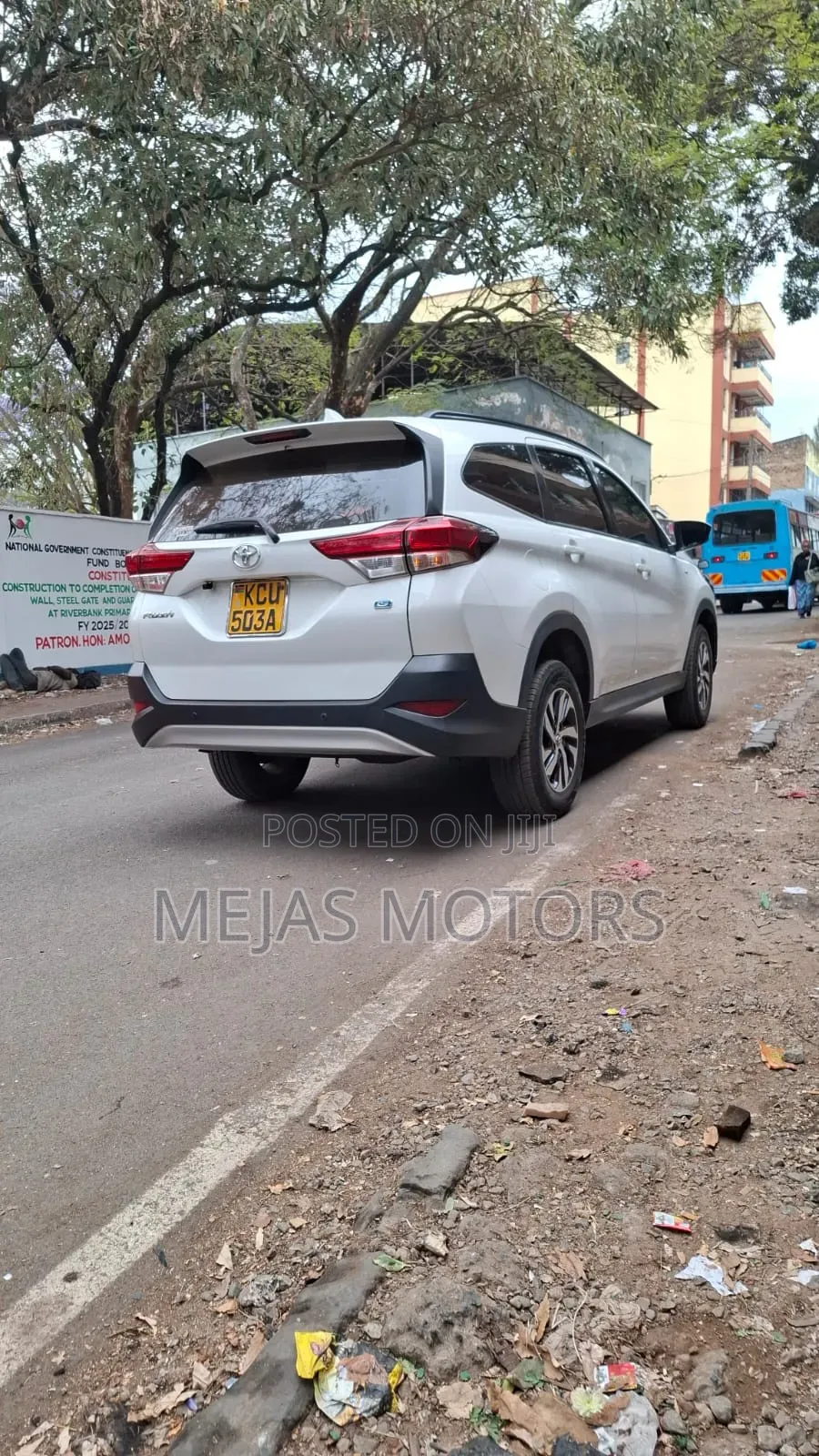 Toyota Rush 2012 White