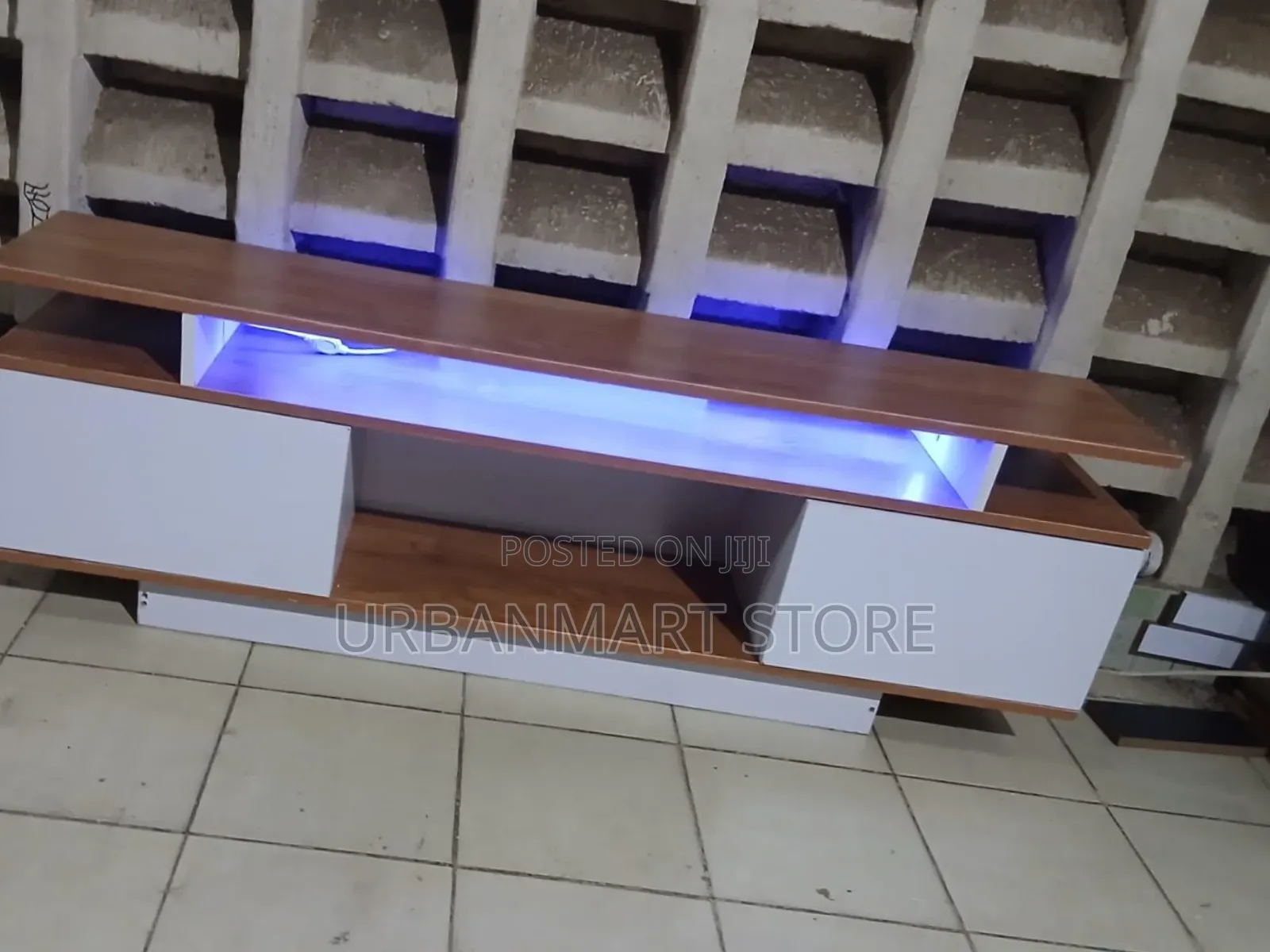 Nassau 5Ft TV Stand – Stylish Modern Design