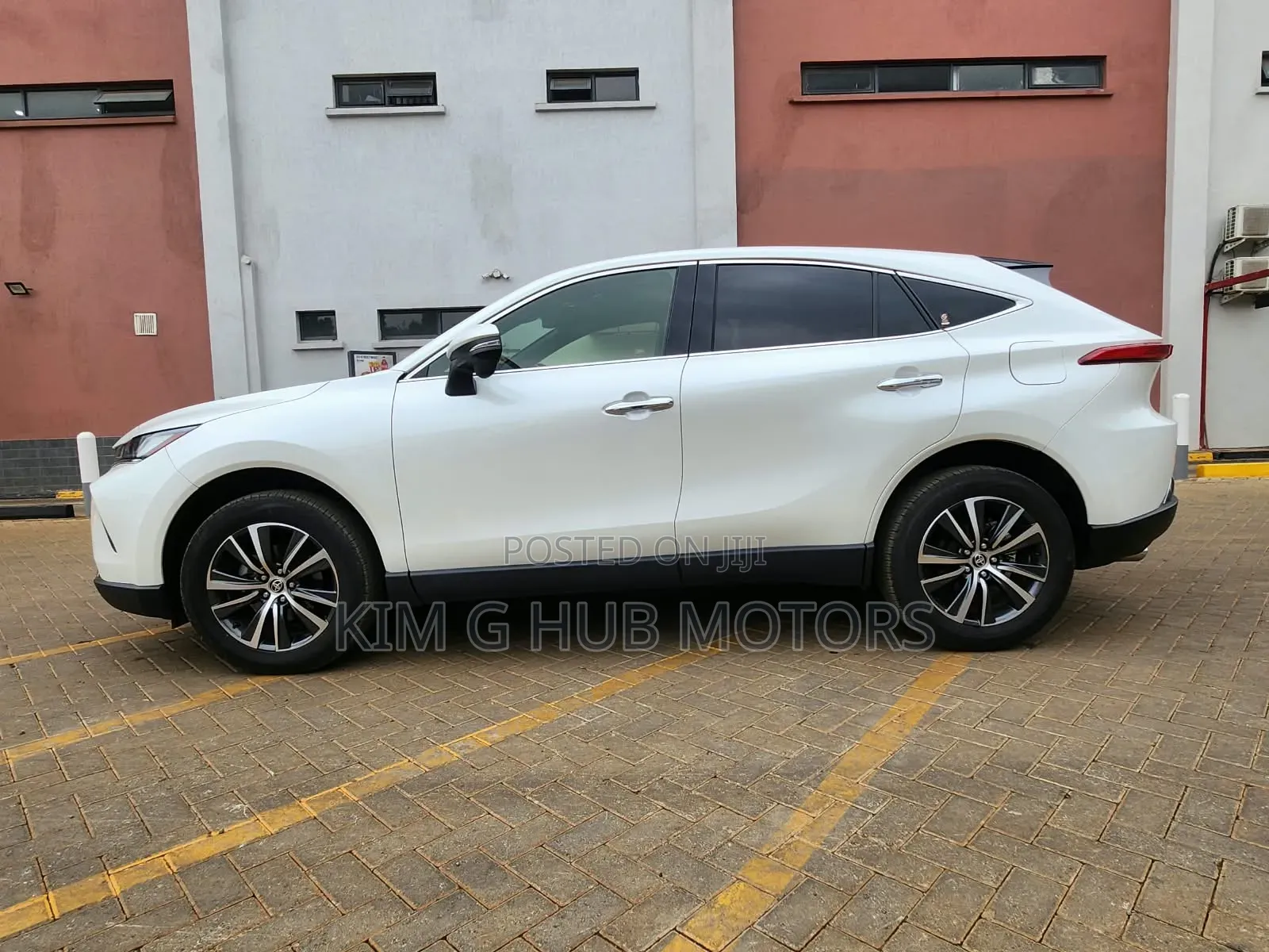 Toyota Harrier 2020 Pearl