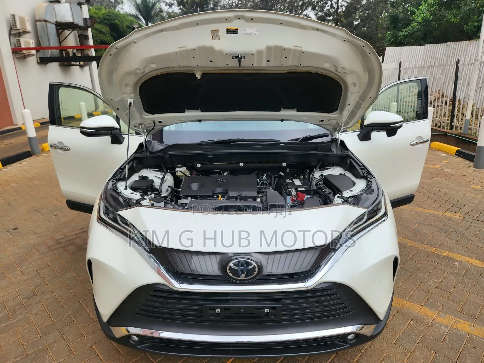 Toyota Harrier 2020 Pearl