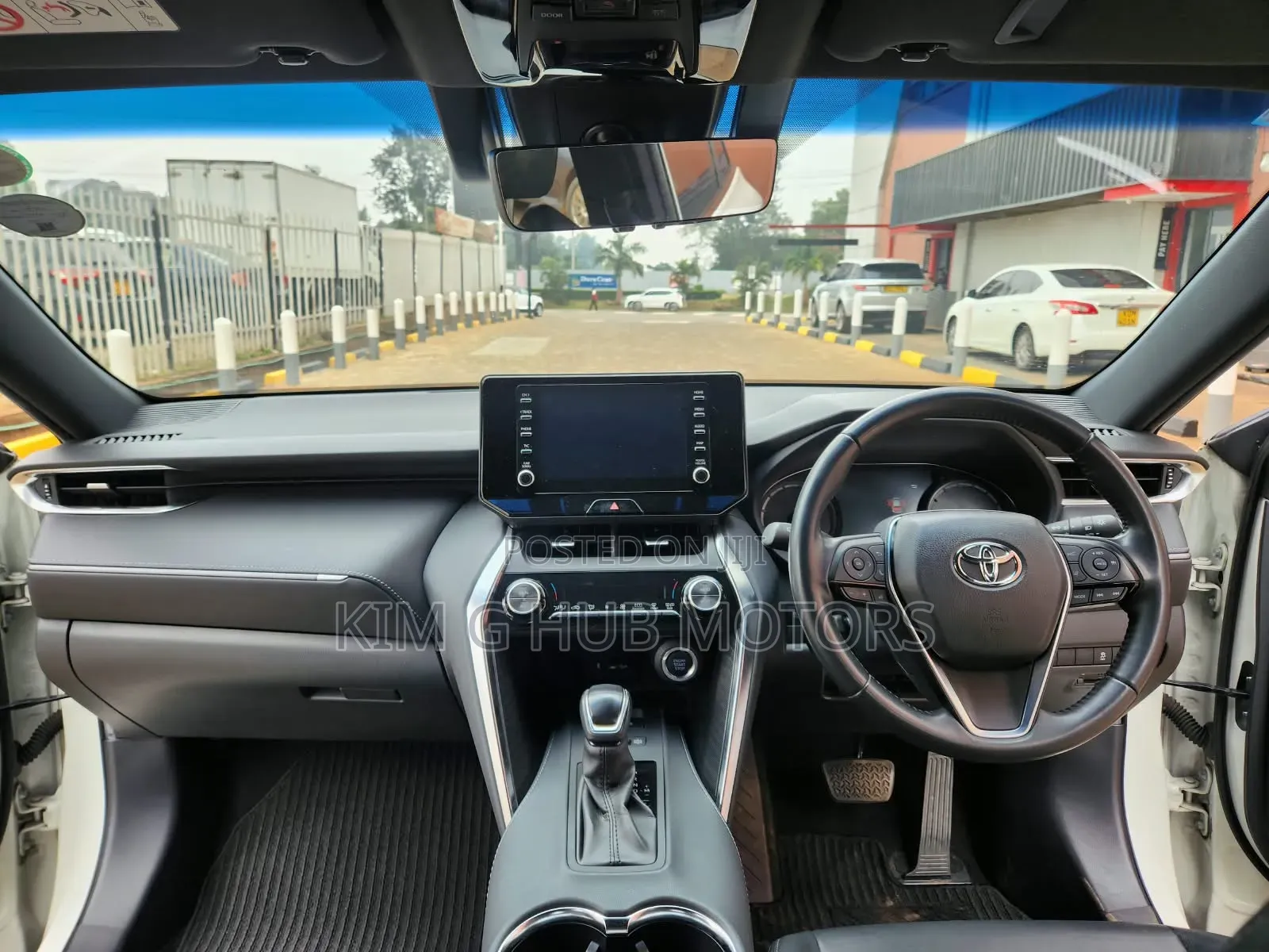 Toyota Harrier 2020 Pearl