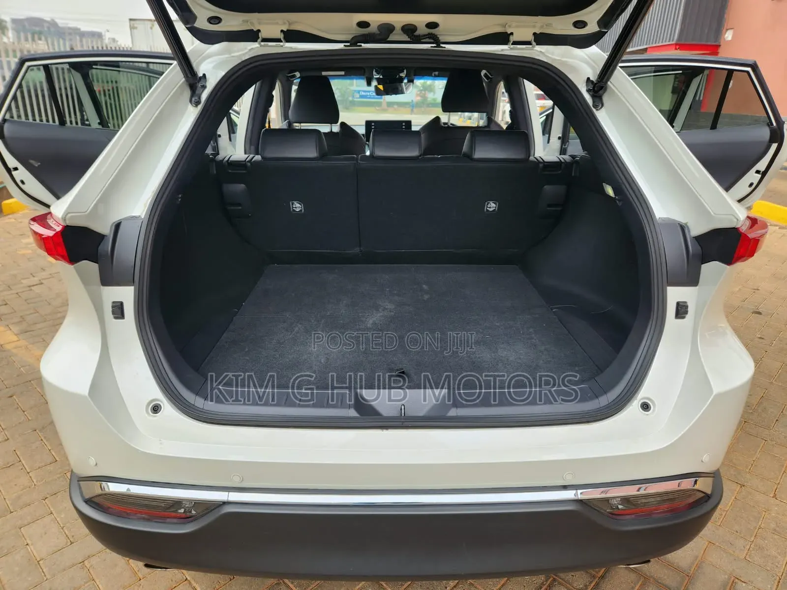 Toyota Harrier 2020 Pearl