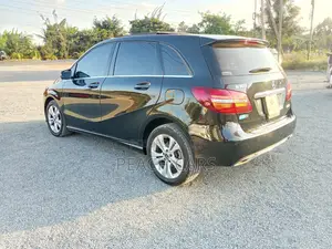 Mercedes-Benz B-Class 2018 Black