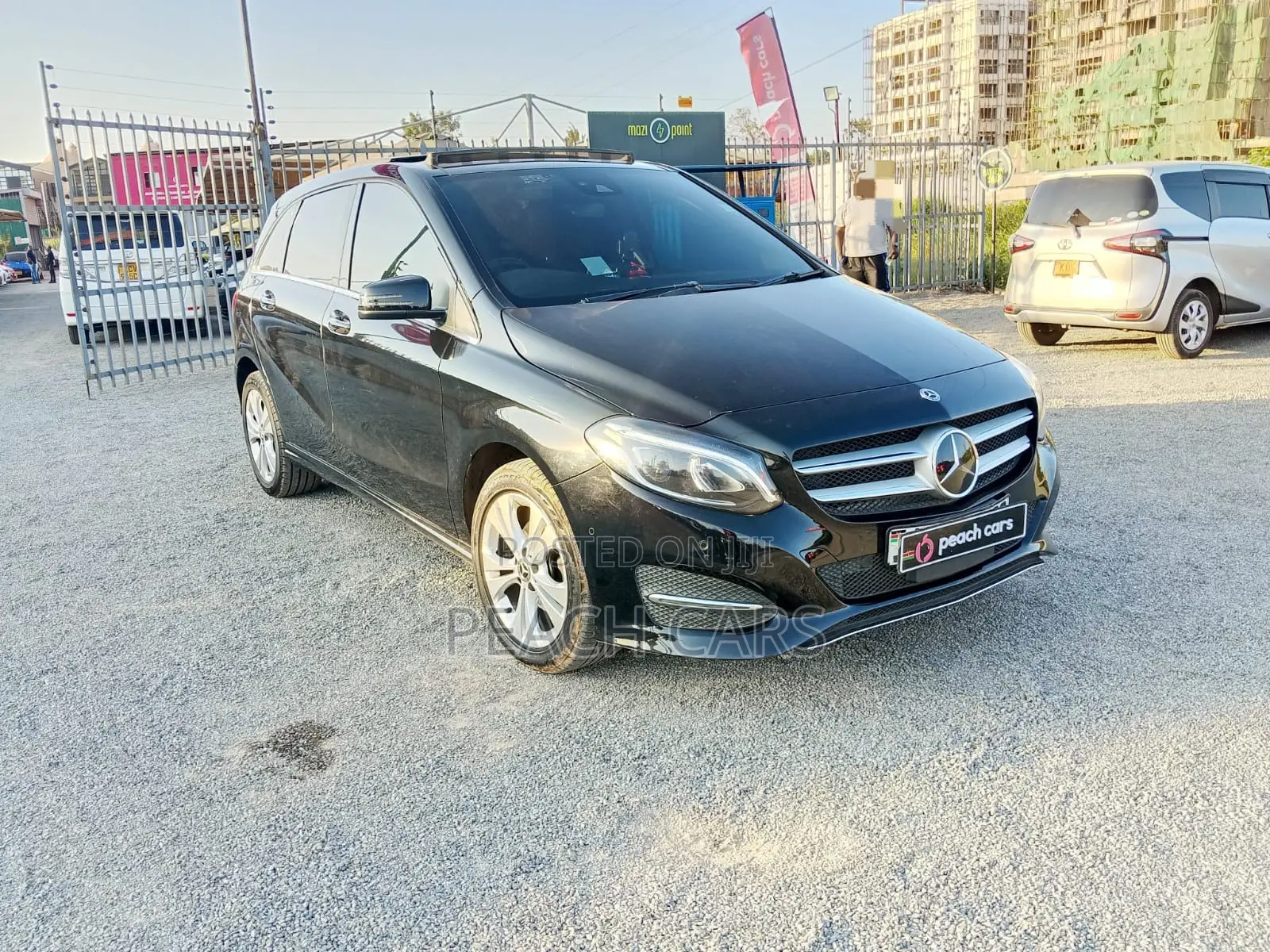 Mercedes-Benz B-Class 2018 Black