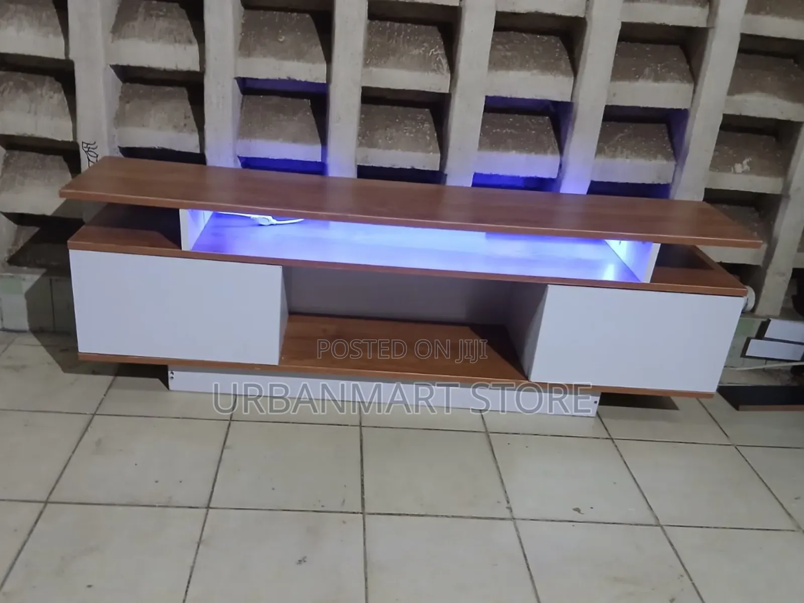 Nassau 5Ft TV Stand – Modern Entertainment Unit