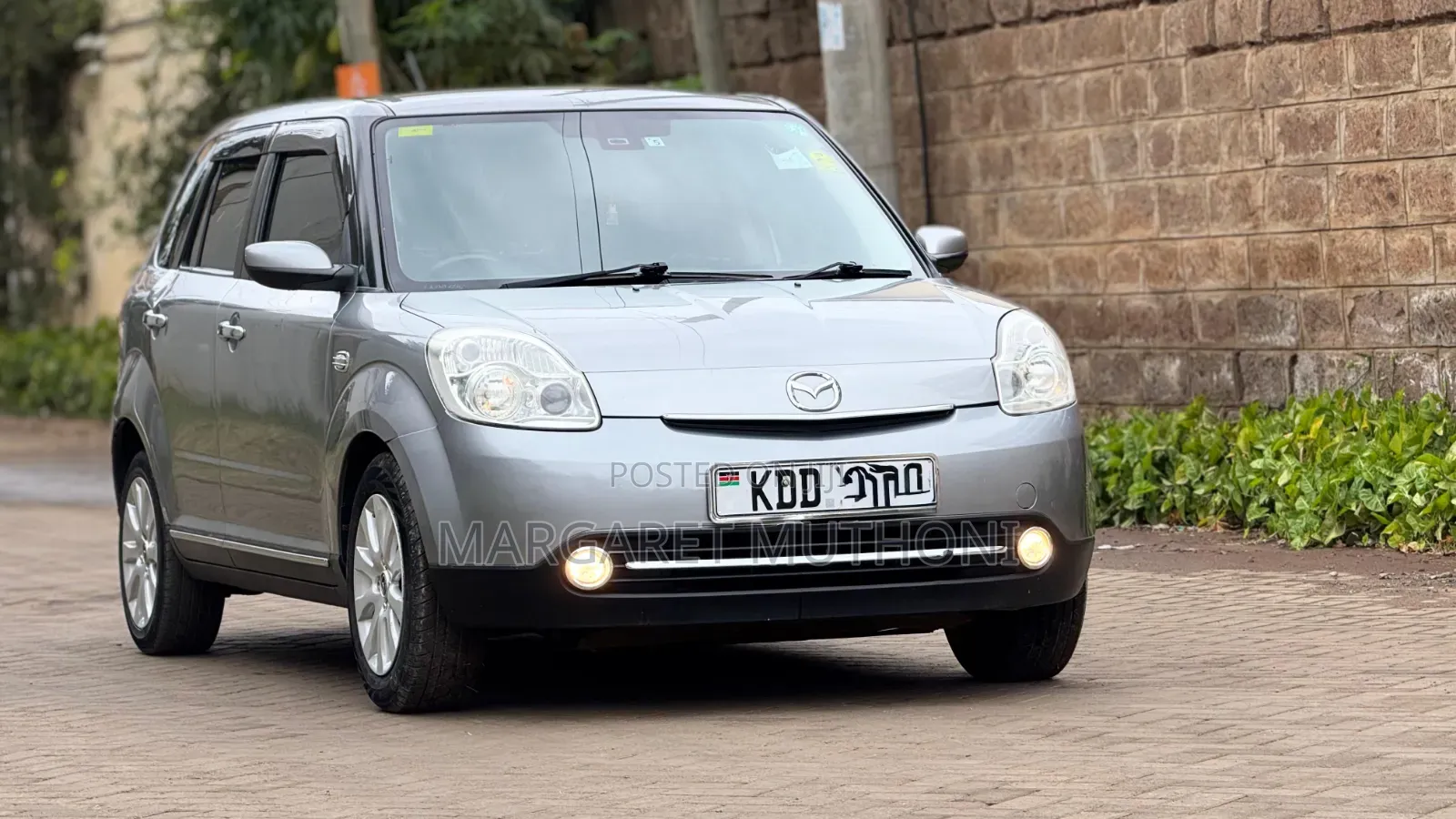 Mazda Verisa 2014 Silver