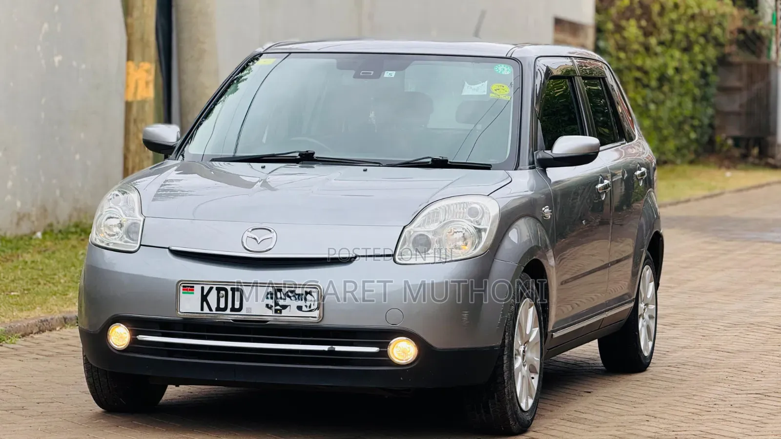 Mazda Verisa 2014 Silver