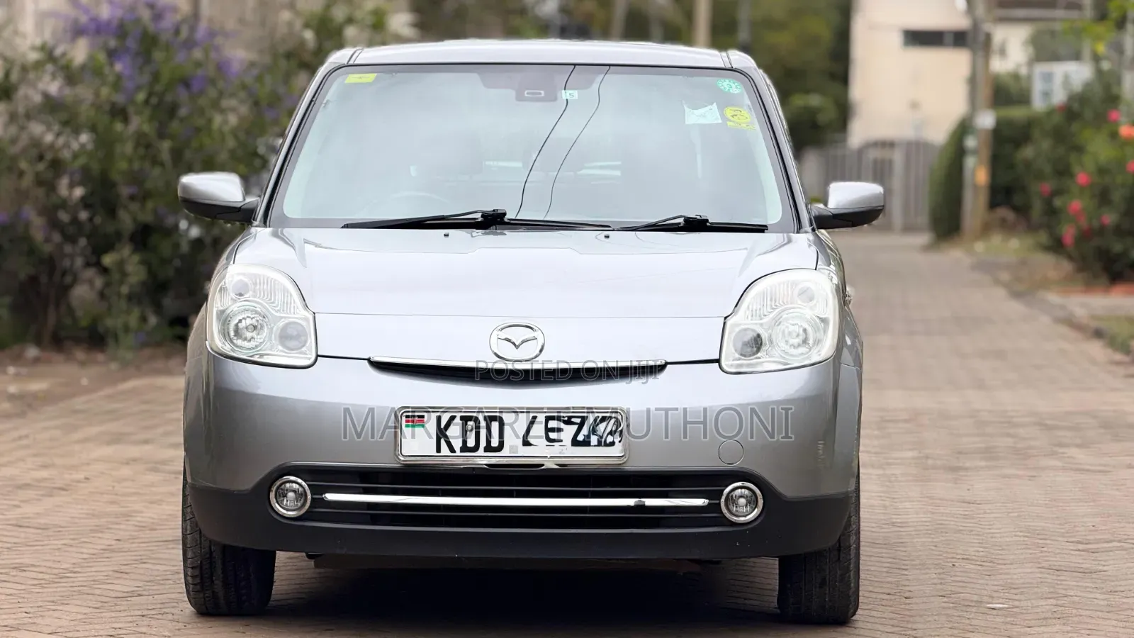 Mazda Verisa 2014 Silver