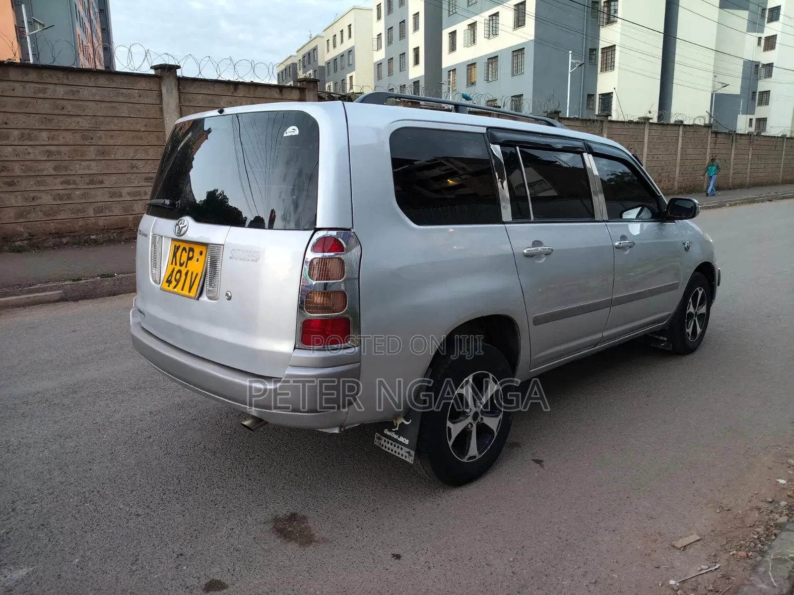 Toyota Succeed 2012 Silver