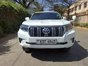 Toyota Land Cruiser Prado 2.7 i 2012 White