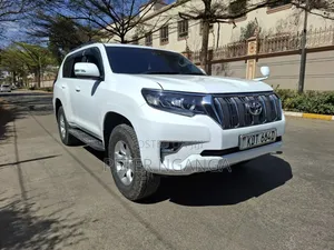 Toyota Land Cruiser Prado 2.7 i 2012 White