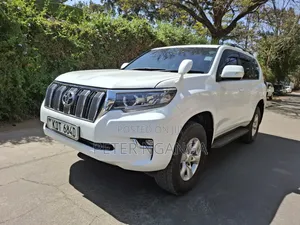 Toyota Land Cruiser Prado 2.7 i 2012 White