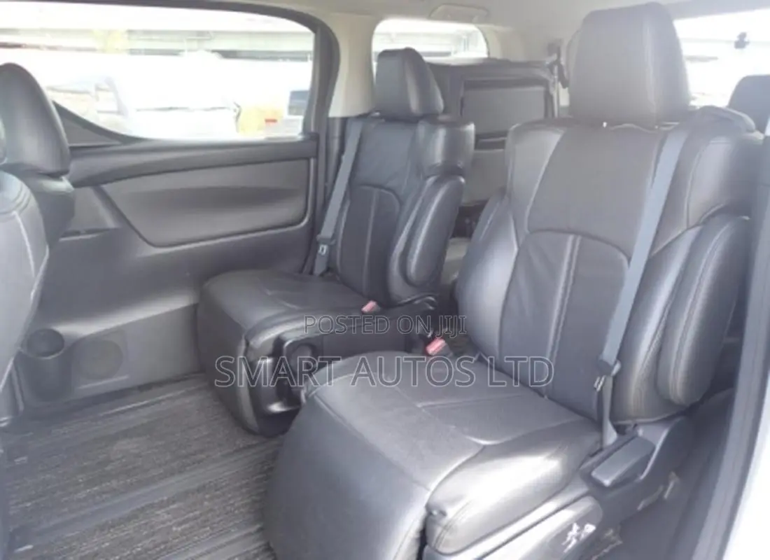 Toyota Alphard 2.5 Hybrid AWD 2019 Pearl