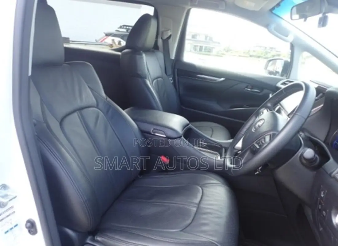 Toyota Alphard 2.5 Hybrid AWD 2019 Pearl