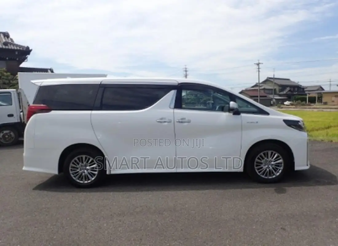 Toyota Alphard 2.5 Hybrid AWD 2019 Pearl