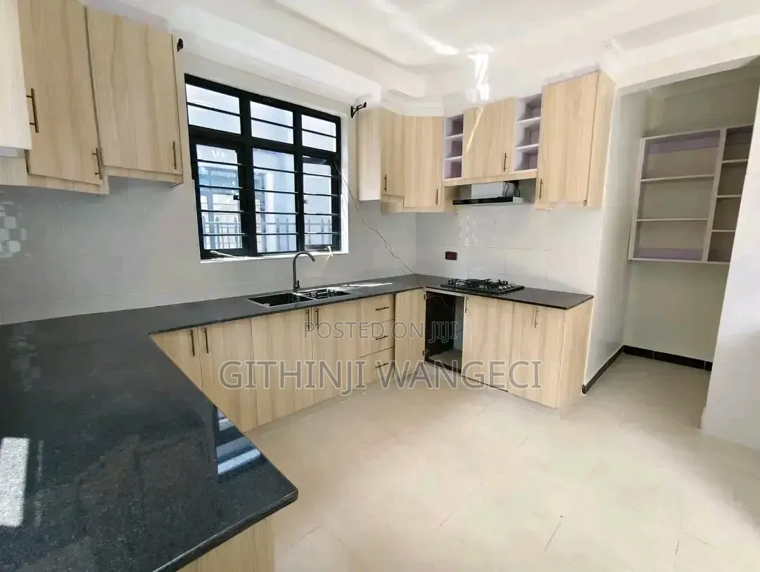 4bdrm Bungalow in Merisho, Matasia for sale
