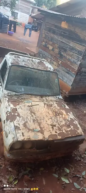 Toyota Hilux 1970 White