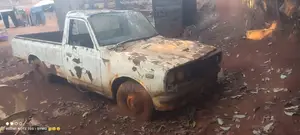 Toyota Hilux 1970 White