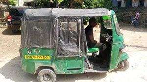 Piaggio 2023 Green