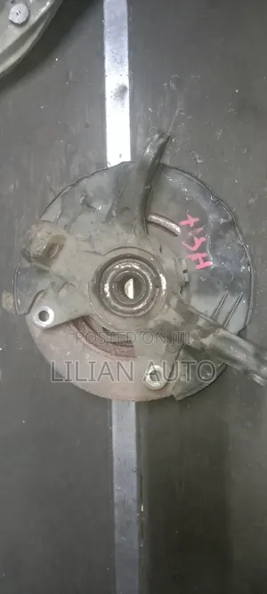 Honda Insight Front Hub
