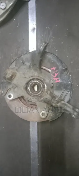 Honda Insight Front Hub