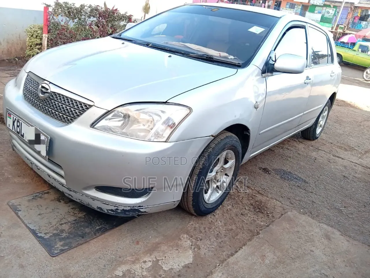 Toyota Corolla RunX 2004 Silver