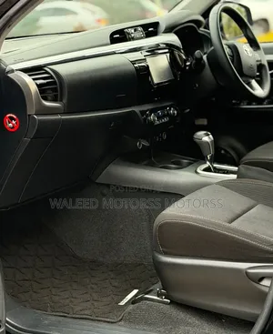 Toyota Hilux Revo Double Cab Deisel 2.4 AWD 2021 Black