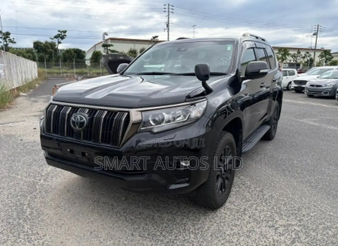 Toyota Land Cruiser Prado 2.8 2021 Black