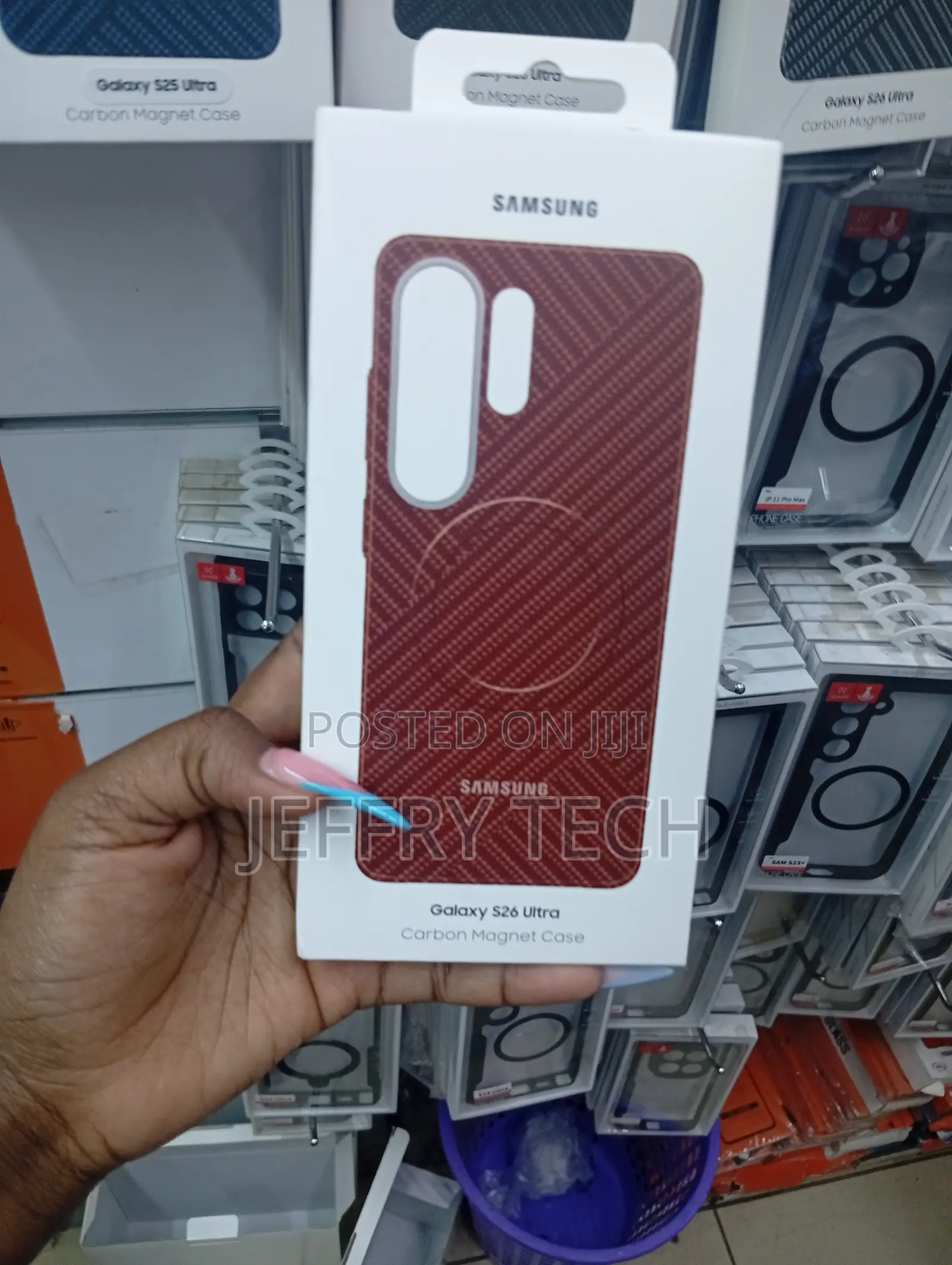 Samsung Galaxy S26 Ultra Carbon Magnet Case in Red.