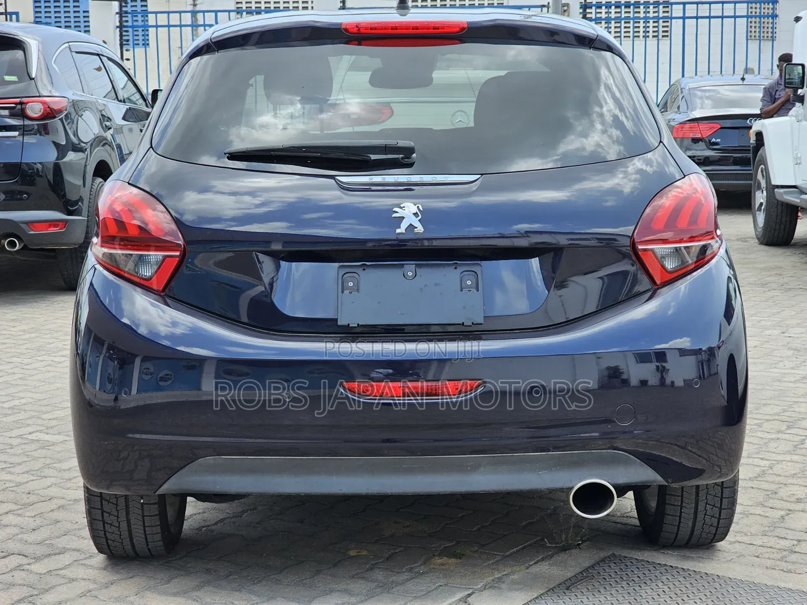Peugeot 208 2018 Blue