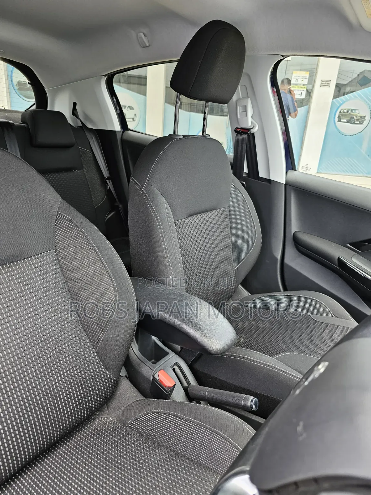 Peugeot 208 2018 Blue
