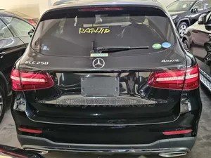 Mercedes-Benz GLC-Class 2019