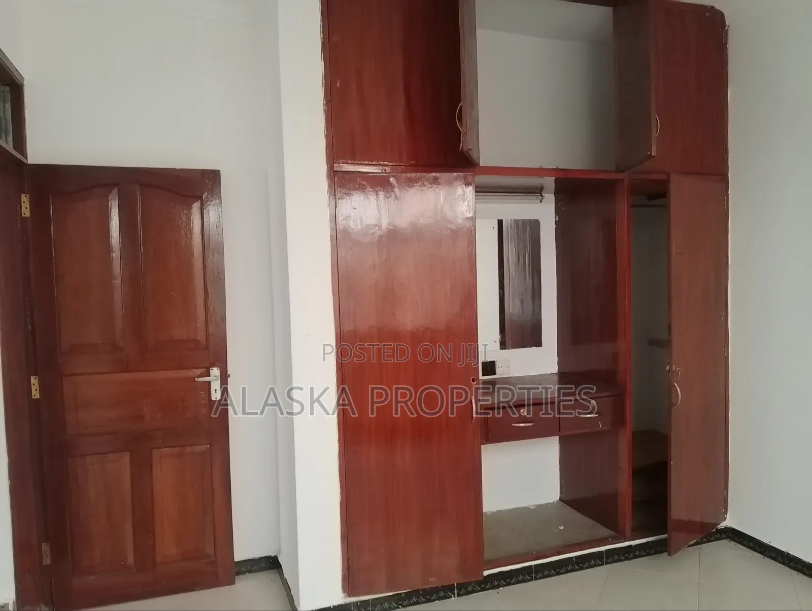 4bdrm Apartment in Beach Road Village, Nyali Mkomani for rent