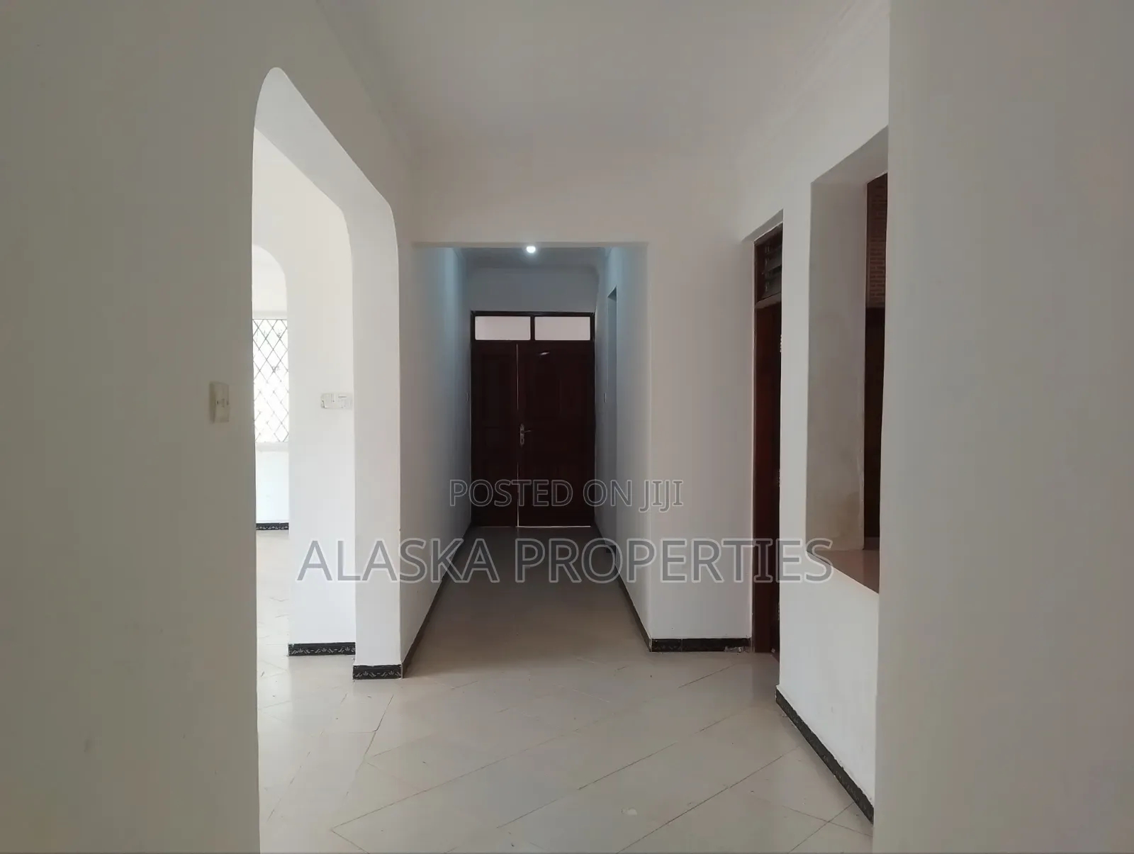 4bdrm Apartment in Beach Road Village, Nyali Mkomani for rent
