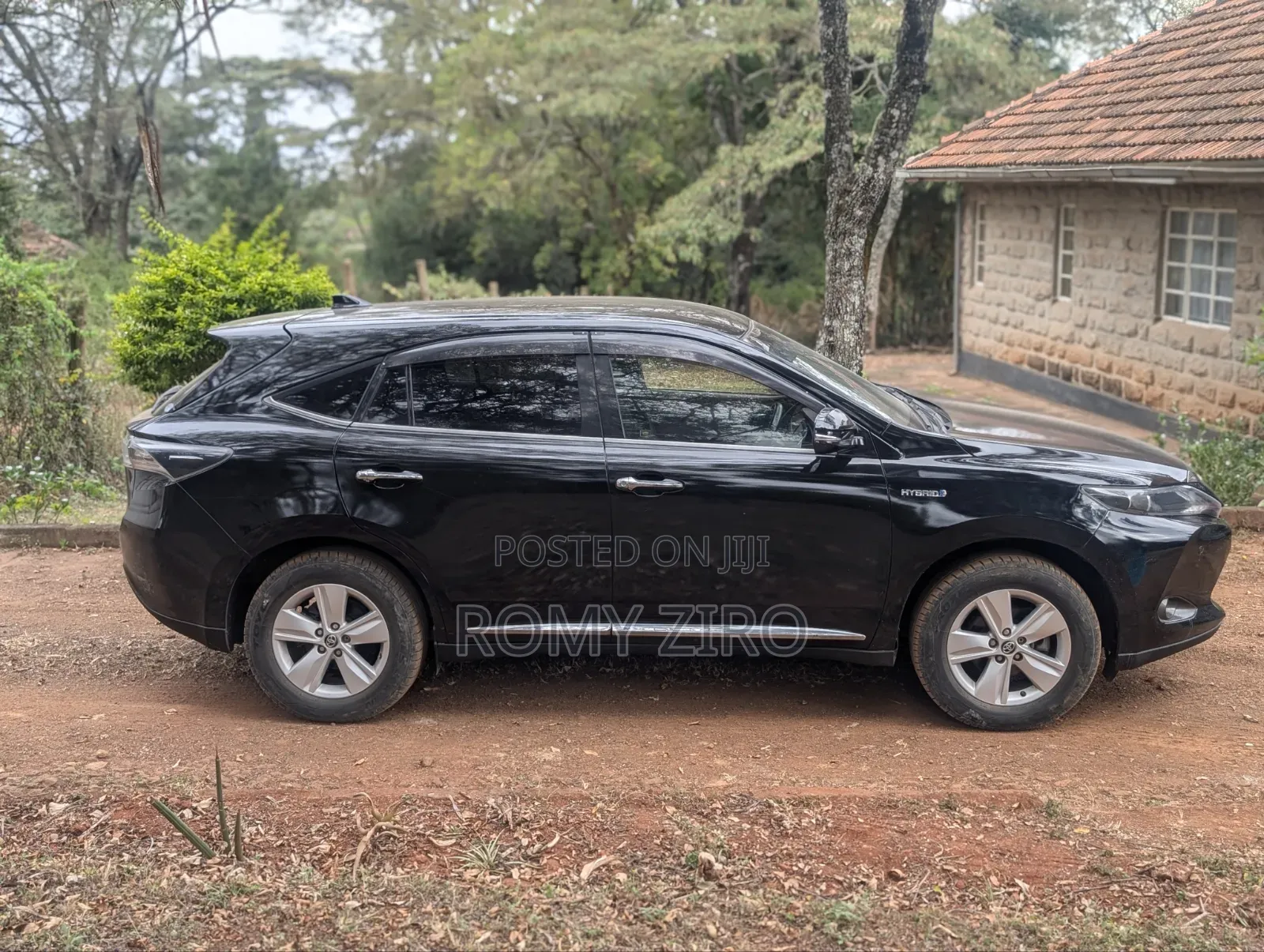 Toyota Harrier 2.5 Hybrid 4WD 2014 Black