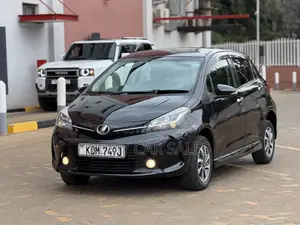 Toyota Vitz 2016 Black