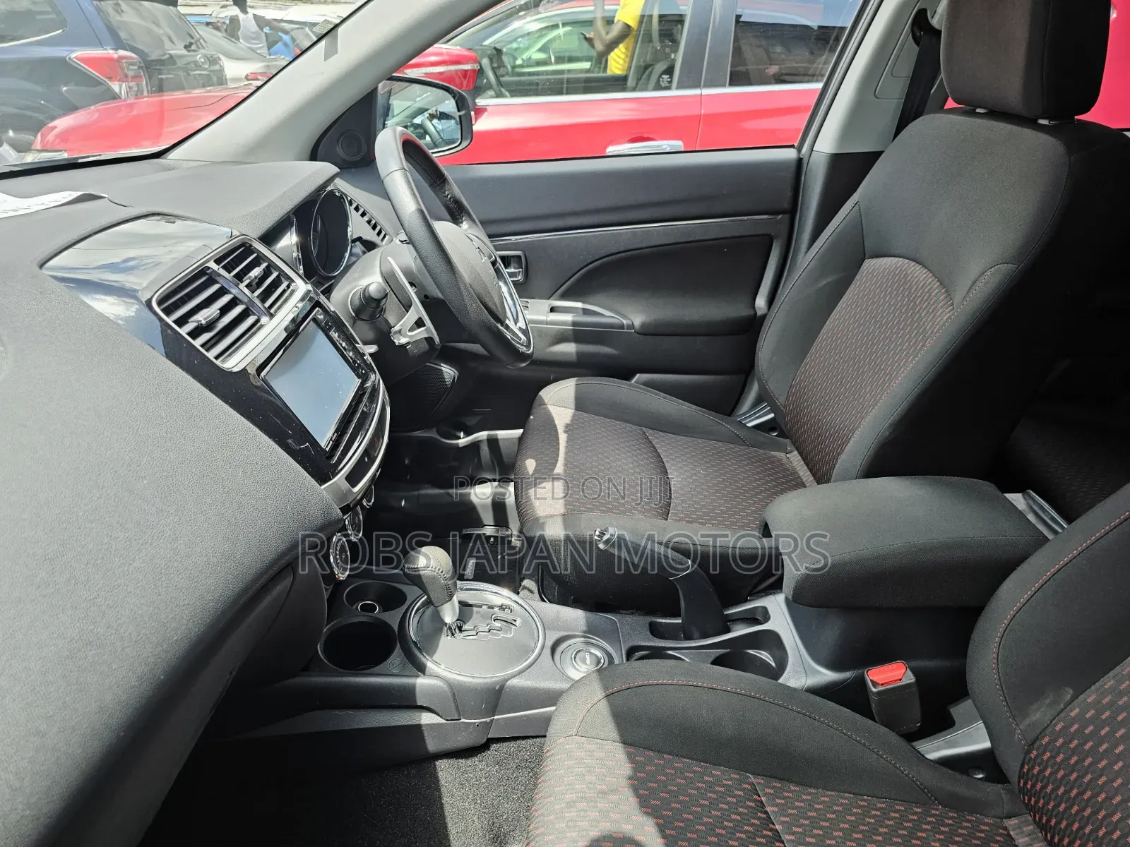 Mitsubishi RVR 2019 Silver