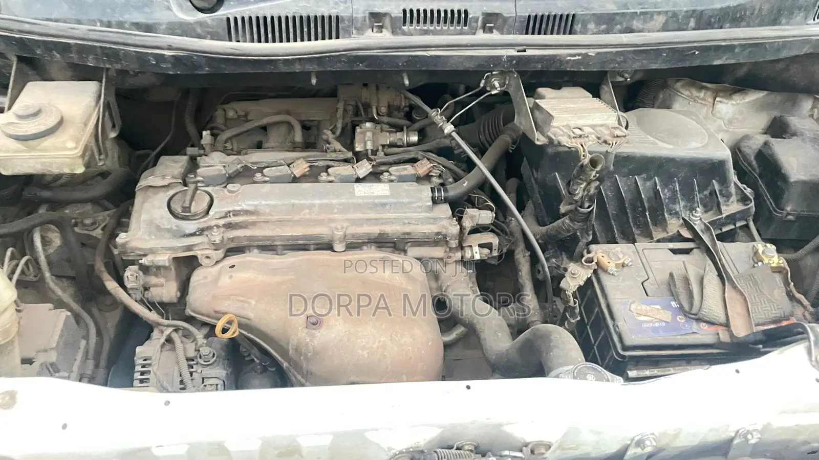 Toyota Voxy X 2WD 8-Seater 2003 White