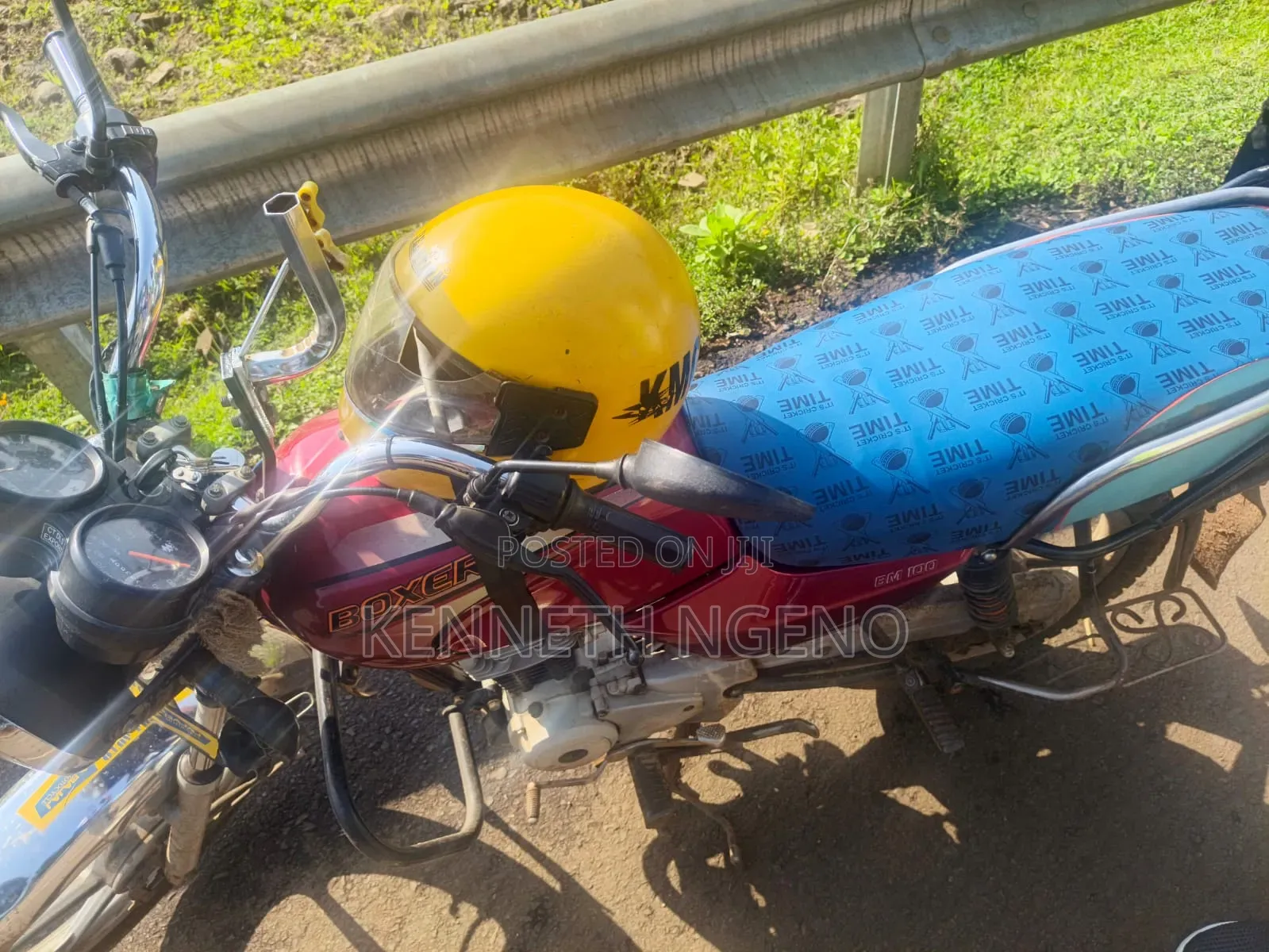 Bajaj Boxer 2025 Red