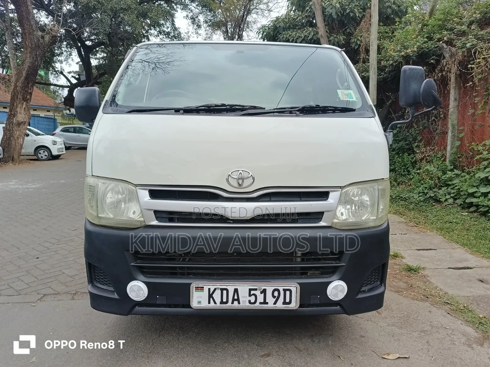 Toyota HiAce 2013 White