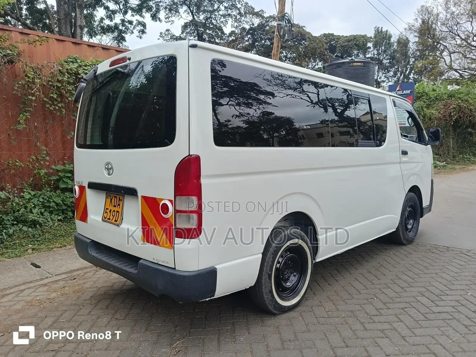 Toyota HiAce 2013 White